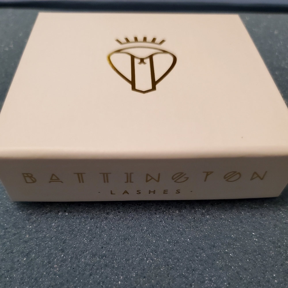 Battington Beauty Monroe lashes